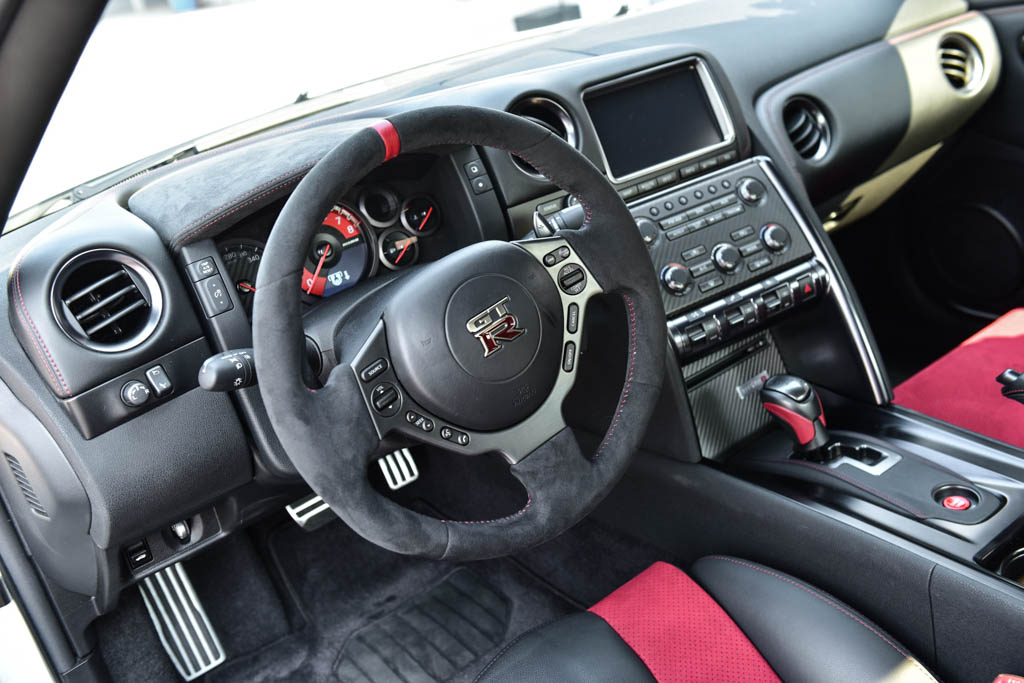 GTR_NISMO16